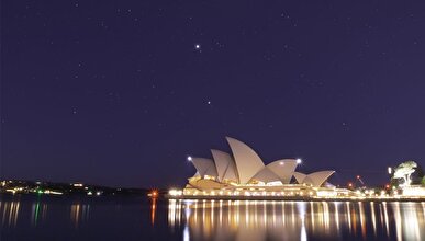 نمایش تماشایی سیارات در آسمان؛ رژه‌ای کم‌نظیر بر فراز خانه اپرای سیدنی