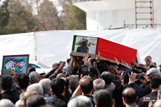 مراسم تشییع مادر سردار جاویدالاثر حاج احمد متوسلیان