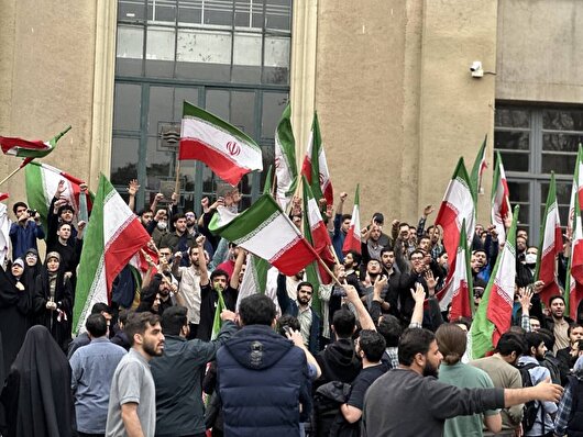 صدای دانشجویان در دانشگاه‌ها: دهان هتاکان به مقدسات را خرد می‌کنیم! + فیلم