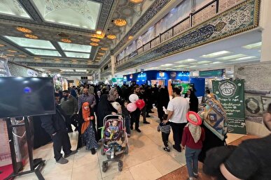 استقبال پرشور مخاطبان در شب پنجم سی و سومین نمایشگاه قرآن کریم