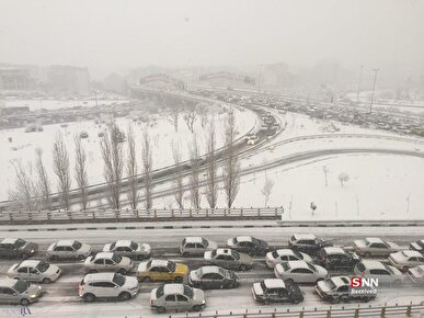 بارش برف و باران در محورهای ۱۰ استان کشور