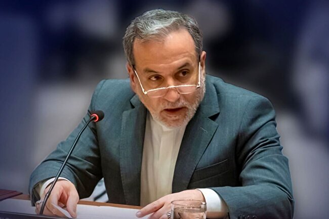 عراقچی: تأکید ایران بر دیپلماسی است/ برای صلح و جنگ به یک اندازه آمادگی داریم + فیلم