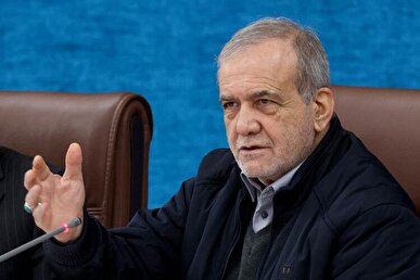 وحدت، راه خروج از لبه‌ی پرتگاه اقتصادی است /  مدیران و نخبگان مسئولیت شکاف نسلی را بپذیرند + فیلم