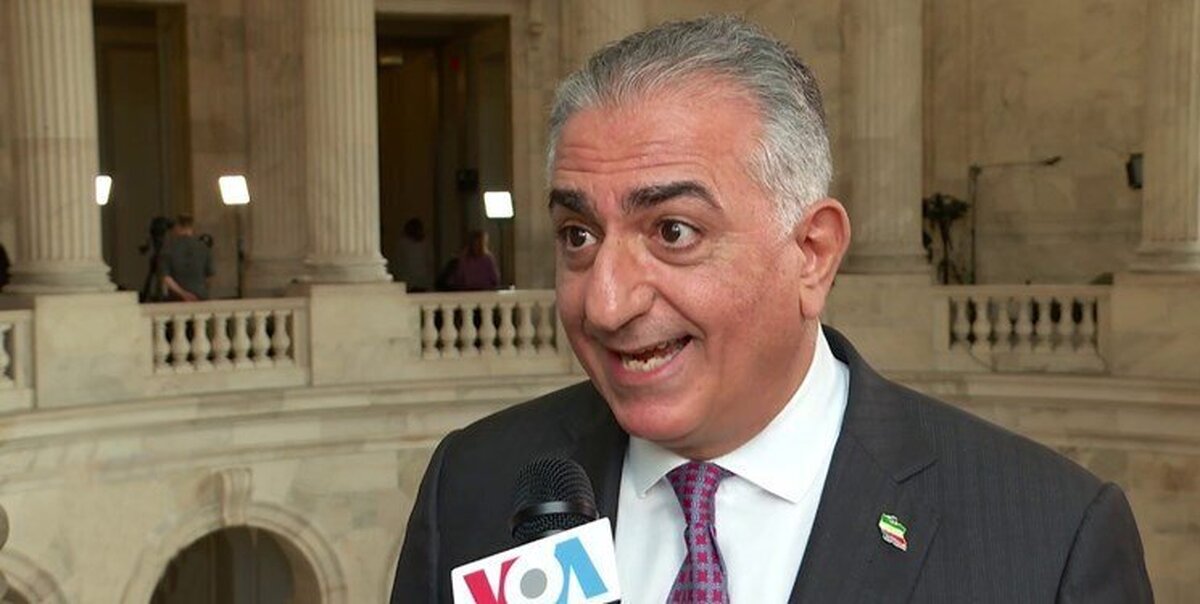 مشاور سابق رضا پهلوی: هر احمقی می&zwnj;فهمد که رضا پهلوی نمی&zwnj;تواند بر ایران حکومت کند!