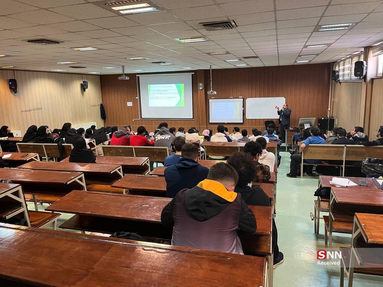 بیتوجهی به مطالبات دانشجویان، شکاف میان دولت و مردم را عمیقتر میکند