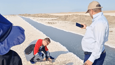 کشف یک عنصر ارزشمند در دریاچه نمک قم / ابرقدرت ها در آرزوی منبع نایاب