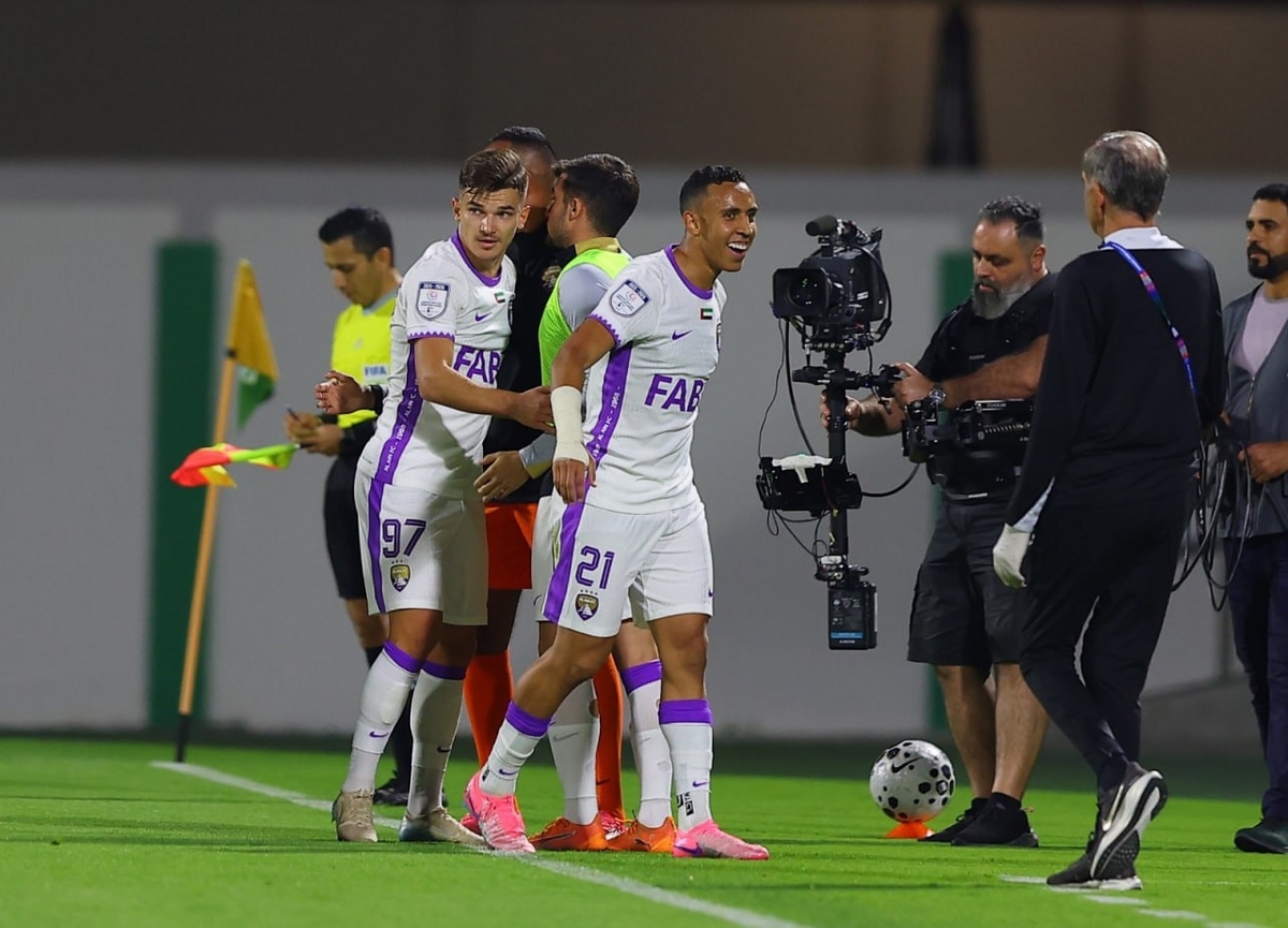 هت&zwnj;تریک رحیمی و صدرنشینی العین/ شب درخشش ستاره مراکشی در نبرد نفس&zwnj;گیر