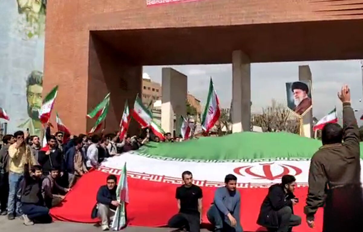 تجمع دانشجویان انقلابی دانشگاه صنعتی شریف در محکومیت حملات آمریکا و رژیم صهیونیستی به میهن