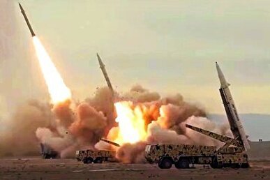 فرمانده قرارگاه مرکزی خاتم الانبیاء(ص): عملیات‌های ایران بی‌وقفه ادامه دارد