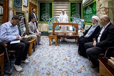 اهدای طولانی‌ترین قرآن دست‌نویس جهان به حرم امام حسین (ع)