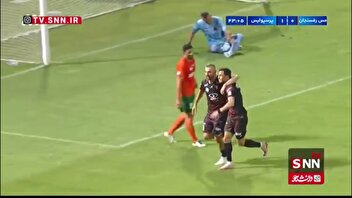 گل دوم پرسپولیس به مس رفسنجان توسط سردار دورسون در دقیقه ۴۴