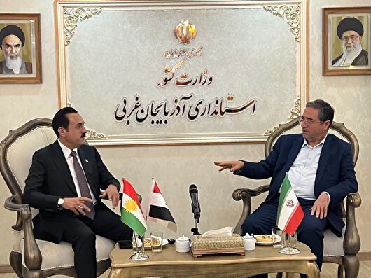 معطلی کامیون‌ها یکی از مشکلات مربوط به مرزهای مشترک با عراق است