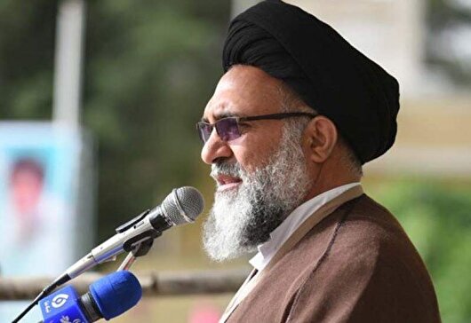 تجلیل از معلمان و تأکید بر نقش معنویت در جامعه