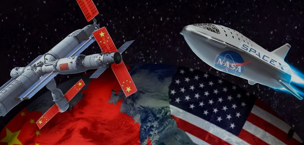 رقابت بین چین و آمریکا به ماه کشیده شد! /وقتی دو غول فضایی، تکنولوژی خود را در ساخت لباس&zwnj;های مخصوص ماه&zwnj;نوردی به رخ می&zwnj;کشند