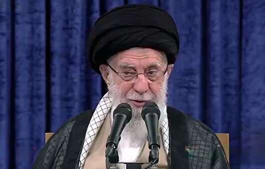 اجتماع حج برای منافع انسان‌هاست؛ و هیچ منفعتی برای امت اسلامی بالاتر از اتحاد نیست