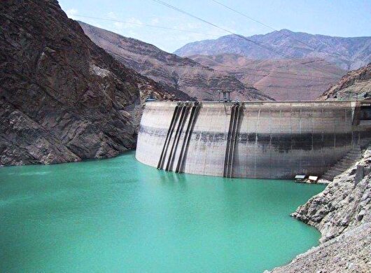 کاهش ۵۰۰ میلیون مترمکعبی ذخیره آب سدهای آذربایجان غربی نسبت به پارسال