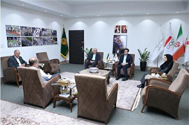 خسروی وفا:دانشگاهها نقش مهمی در توسعه ورزش دارند