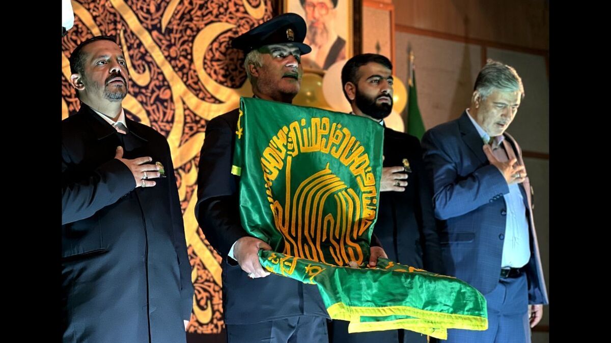 جمهوری اسلامی ایران به برکت امام رضا(ع) حرم است