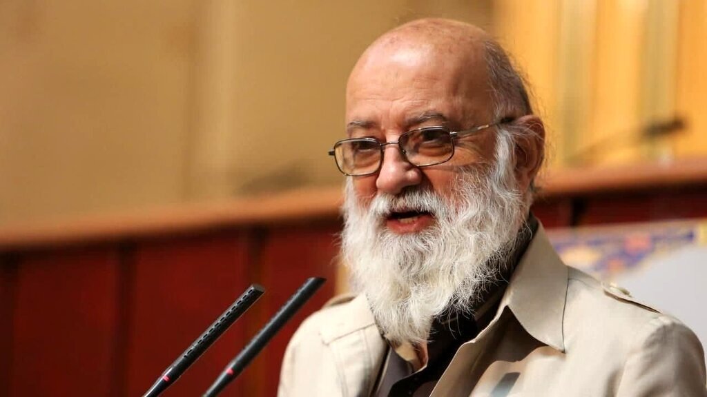 چمران: در پاساژ علاءالدین عدم امنیت و کسب و کار شهروندان با هم یکی شده است/ بزرگترین مشکلی که در مورد این پاساژ وجود دارد بحث ازدحام جمعیت است+فیلم