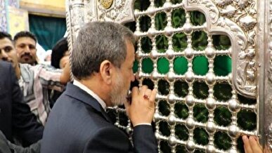 تشرف وزیر امورخارجه به زیارت حرم حضرت فاطمه معصومه (س)