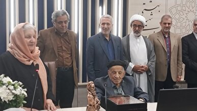 همایش بزرگ‌داشت حکیم محمد بن زکریای رازی برگزار شد / تجلیل از علامه مهدی محقق دامغانی