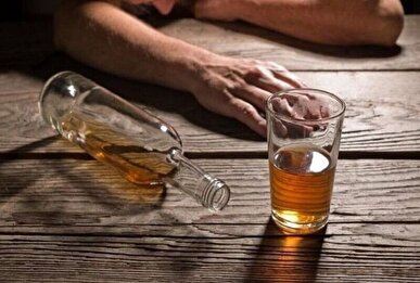 مصرف کنندگان الکل ۱۳ سال زودتر می‌میرند
