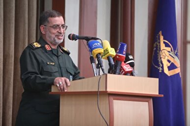 سردار نائینی: سپاه در برابر هرگونه تعرض و توطئه دشمنان پاسخی به‌موقع، قاطع و پشیمان‌کننده خواهد داد
