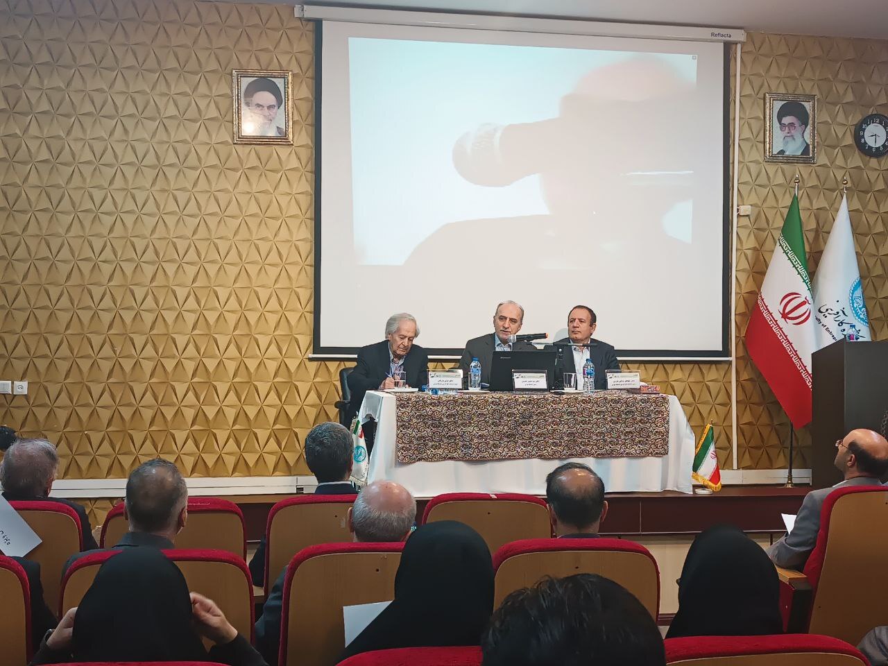 رئیس دانشگاه تهران: کیفیت فدای توسعه بی‌رویه شده است