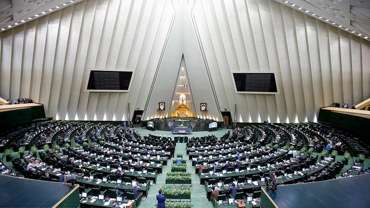 ۶ وزیر به مجلس میروند/ بررسی گزارش حادثه بندر شهید رجایی در کمیسیون امنیت ملی