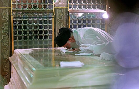 امام رضا (ع) ولی نعمت ملت ایران