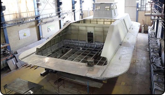 هواناو پیروزان در بندر عباس مشاهده شد/ جدیدترین هواناو ساخت ایران در آستانه الحاق به ارتش است