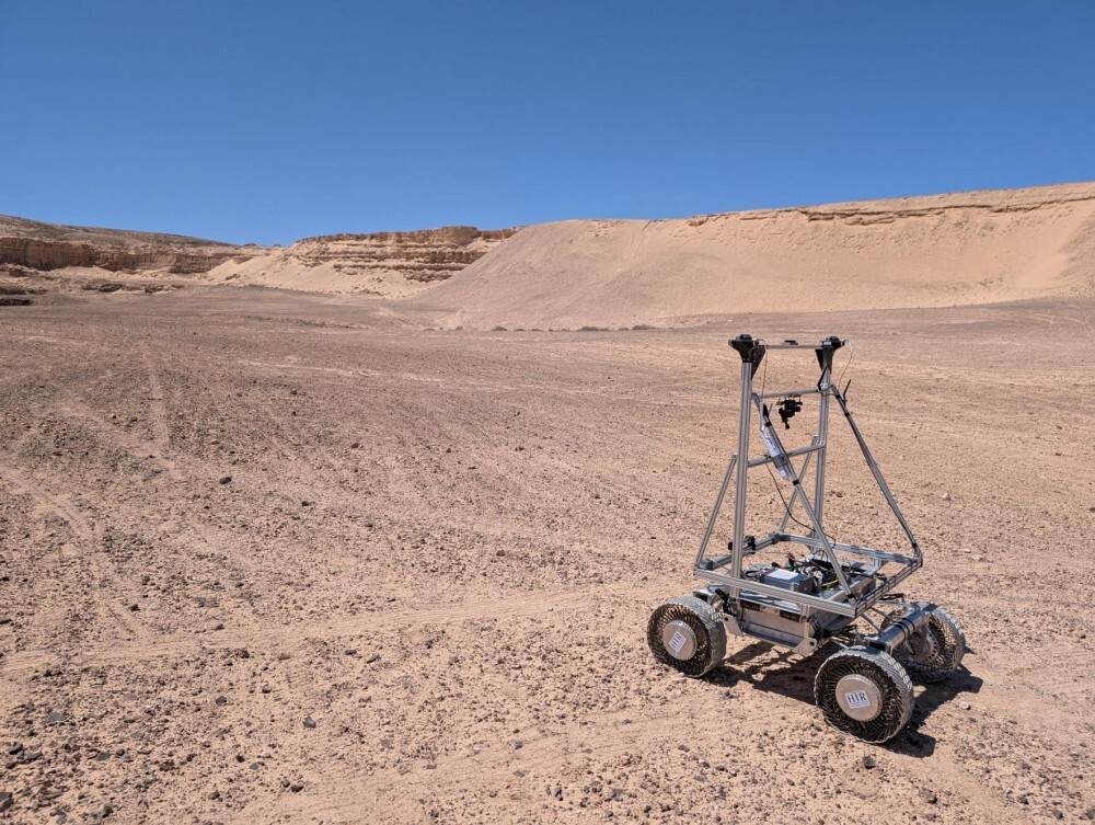 آیا آنتن&zwnj;دهی GPS به ماه می&zwnj;رسد؟ پروژه شرکت اسپانیایی برای تردد روی سطح ماه با ویز و گوگل مپ!