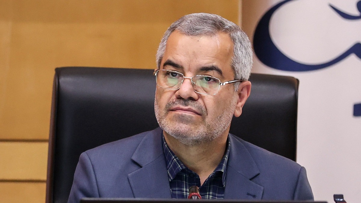 احمدی: خلیج فارس برای همیشه خلیج فارس خواهد ماند؛ تا کور شود هر آنکه نتواند دید + فیلم