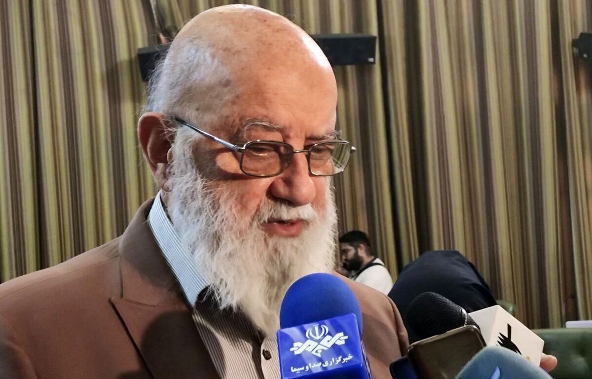 انتقاد چمران از برگزار نمایشگاه کتاب در مصلی