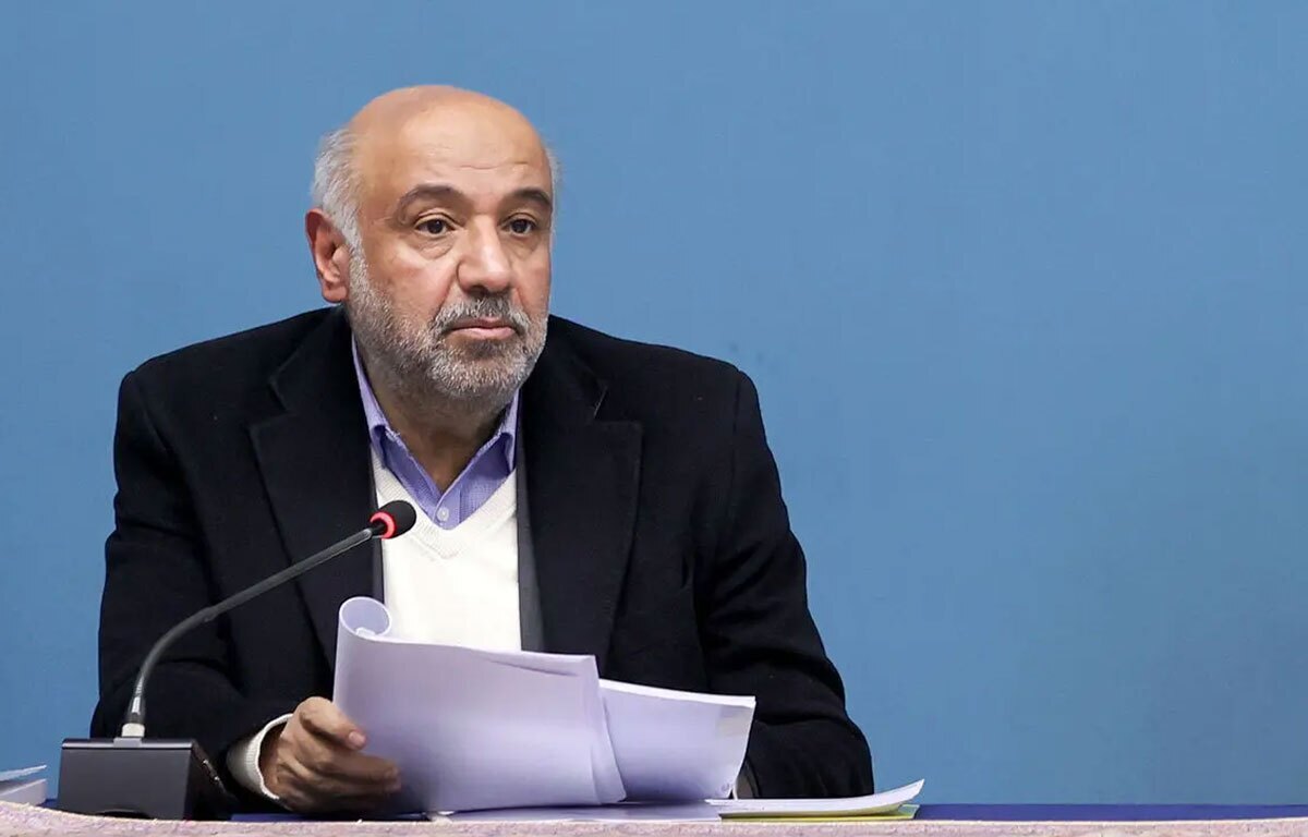 اگر من به عنوان یک وزیر قرار است اجازه نداشته باشم به شرکت فولاد خراسان بازرس بفرستم بهتر است که این وزارت پابرجا نباشد
