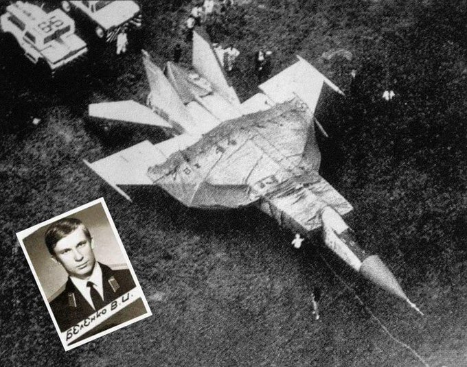 وقتی جنگ تکنولوژیک شوروی و آمریکا به جنون سرعت کشیده شد/ مقایسه پرسرعت ترین جنگنده های دوران اوج هوانوردی آمریکا و شوروی