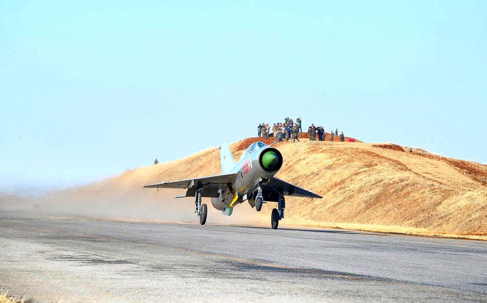 معامله پوتین و کیم، سوخو 27 و میگ 29 در راه کره شمالی/ +معرفی نیروی هوایی کره شمالی معامله پوتین و کیم، سوخو 27 و میگ 29 در راه کره شمالی/ +معرفی نیروی هوایی کره شمالی