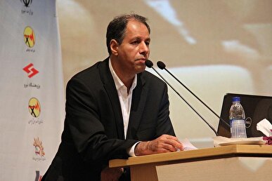 بخش خصوصی می‌تواند مشکلات صنعت برق را حل کند