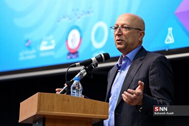 وزیر سابق علوم: ناهماهنگی میان دانشگاه‌های علوم پزشکی و وزارت علوم باعث هدررفت سرمایه است