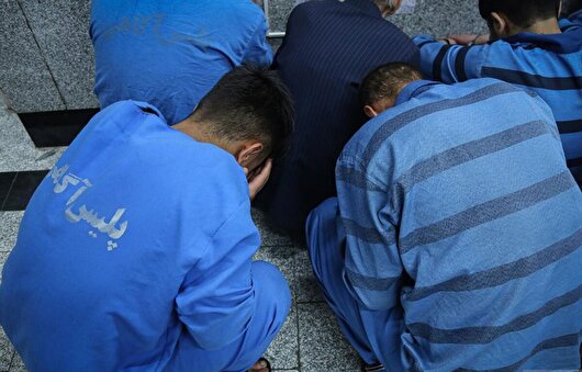 شگرد جیب‌بر‌های مترو و اتوبوس / سه نفر بودیم که هر کدام یک کار مشخص را انجام می‌داد