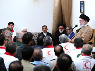 فیلم کامل بیانات رهبر انقلاب در دیدار دست‌اندرکاران کنگره شهدای امدادگر