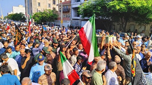 استاندار بوشهر: دوام و اقتدار نظام، مدیون خون شهداست