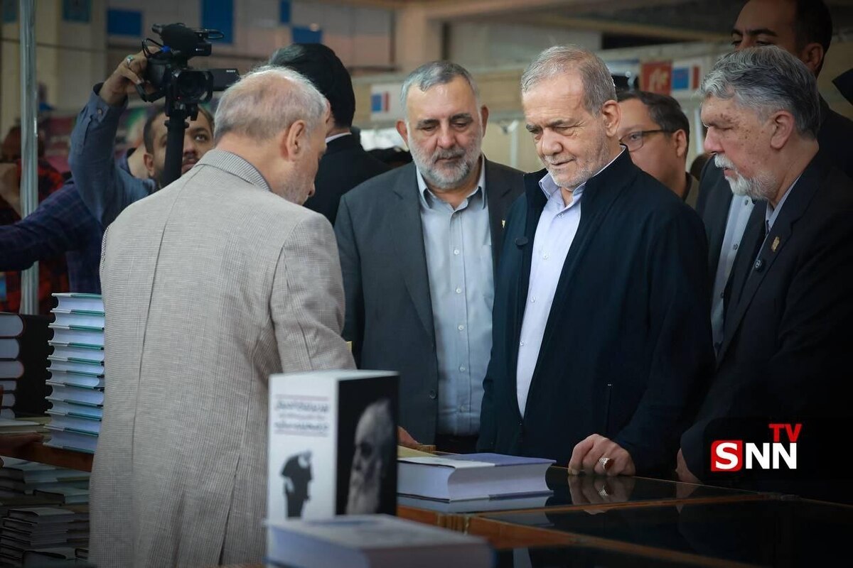 رئیسجمهور با کدام ناشران گفتوگو کرد؟
