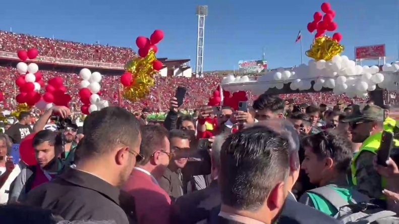 حاشیه&zwnj;های جشن قهرمانی تراکتور در تبریز + عکس