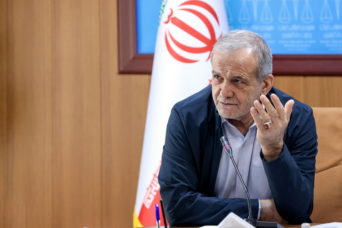 پخش زنده سخنرانی رئیس جمهور در همایش روز جهانی ارتباطات + فیلم