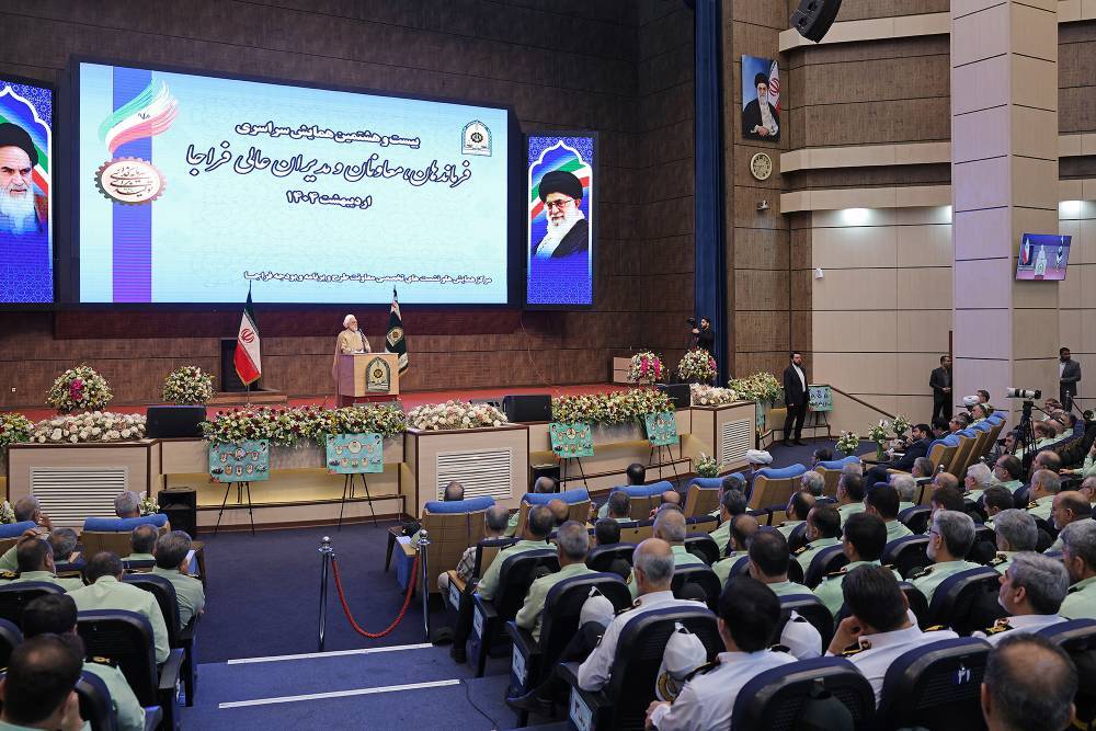 ضرورت اصلاح برخی قوانین متناسب با اقتضائات زمانی