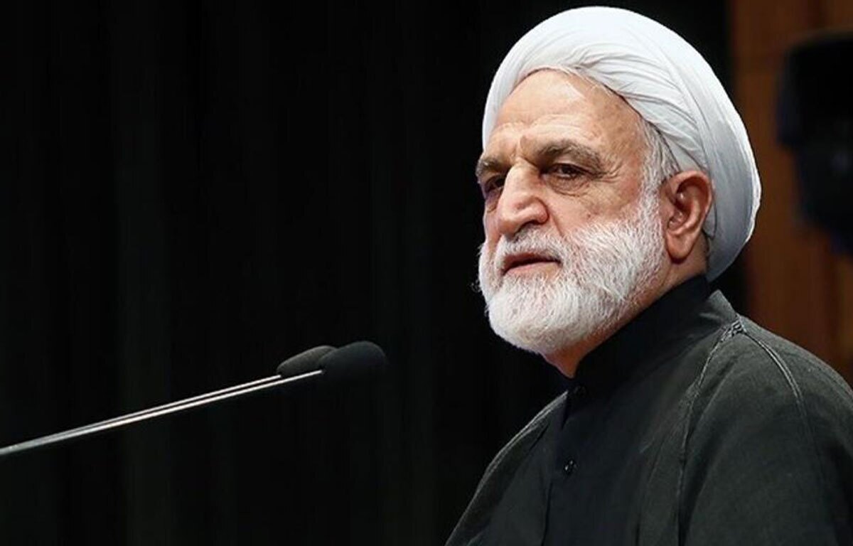 ما امروز با افراد مزور دروغگوی جنایتکار خبیثی روبرو هستیم که باطنشان با ظاهرشان متفاوت است