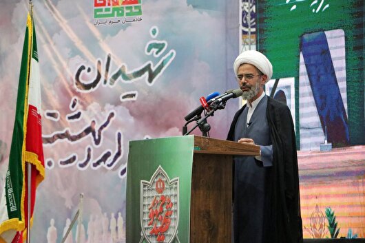 مدیران از شهید خدمت الگوبرداری کنند
