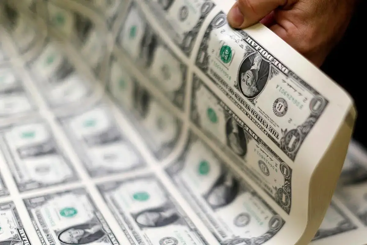 قیمت دلار ؛ سیر نرخ ها از پیش بینی متوهمانه تا روزمرگی ثبات