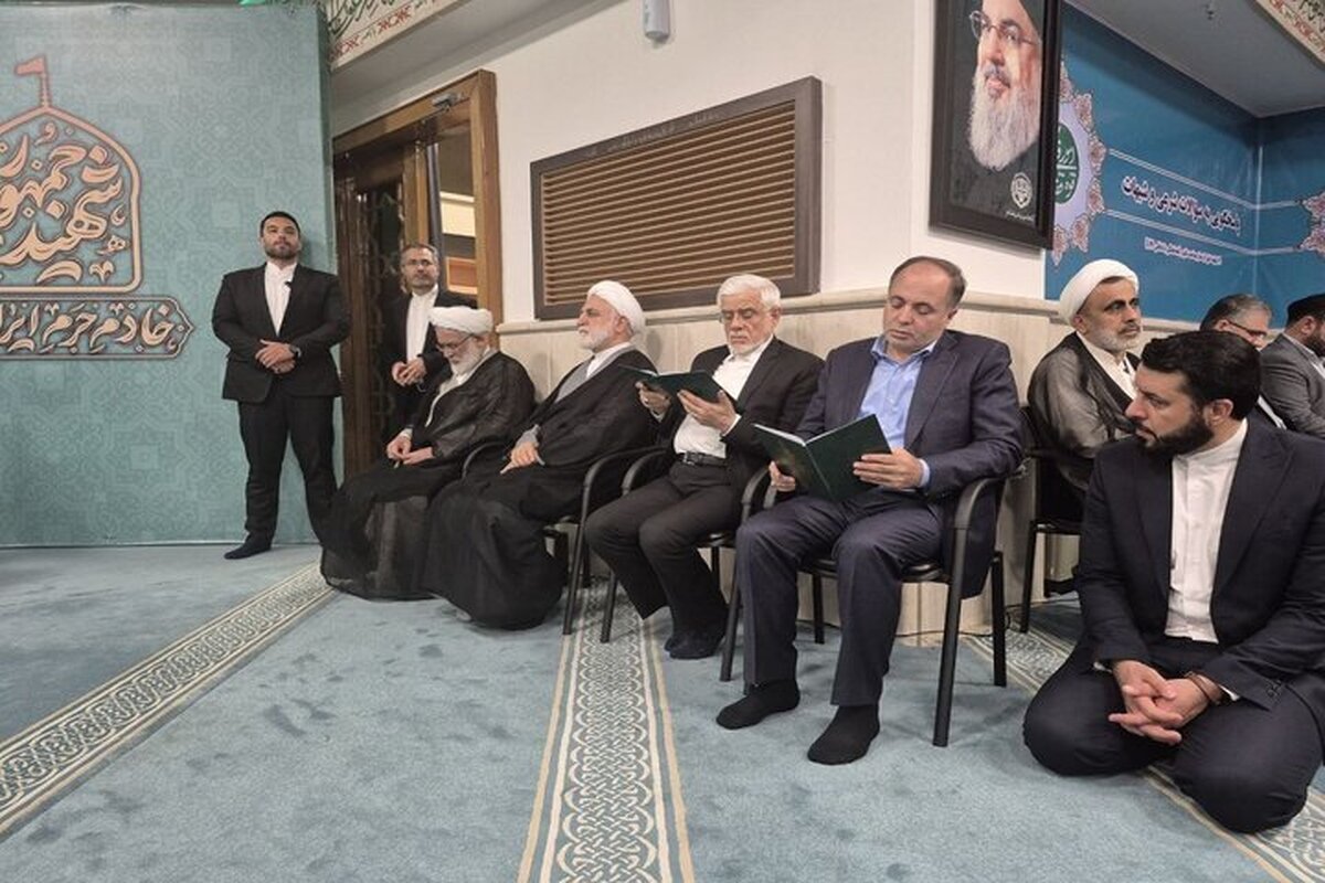 حضور عارف در مراسم گرامی داشت شهدای خدمت